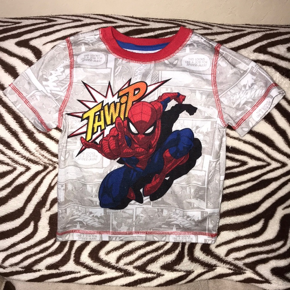 Disney marvel size 4 Spider-Man tee 💕